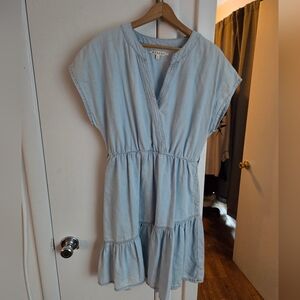 Xirena Dani Light Denim Chambray Denim Tiered Mini Dress Size Small